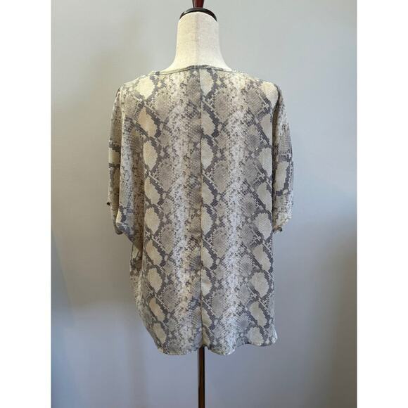 Entro Snake Print Blouse Size Medium - Picture 2 of 4